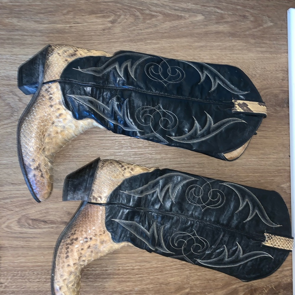 Tony Lama Black and Tan Cowboy Boots